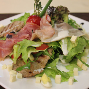 home_salad_beef